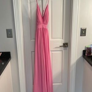 Light pink floor length gown, never worn, tags still on